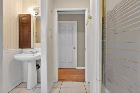 Entry Way - 1014 Downing Dr, Lodi, CA 95242 photo 6 of 6
