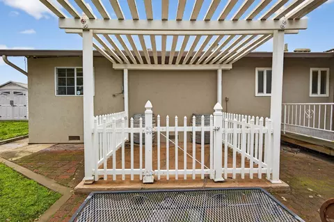 Exterior - 1014 Downing Dr, Lodi, CA 95242 photo 13 of 13