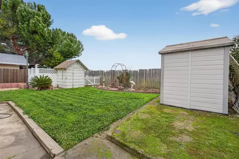 Exterior - 1014 Downing Dr, Lodi, CA 95242 photo 9 of 13