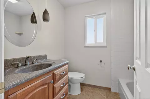 Bath - 1014 Downing Dr, Lodi, CA 95242 photo 1 of 4