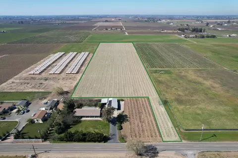 22135 N Bruella Rd, Acampo, CA 95220