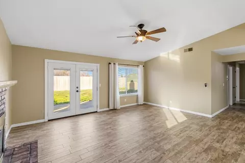 1565 Larry St, Olivehurst, CA 95961 photo 10