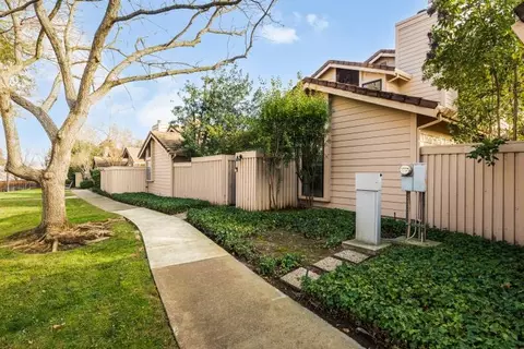 8169 Chenin Blanc Ln, Fair Oaks, CA 95628