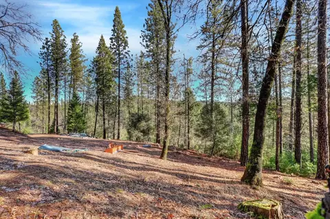 12776 Little Deer Creek Ln, Nevada City, CA 95959