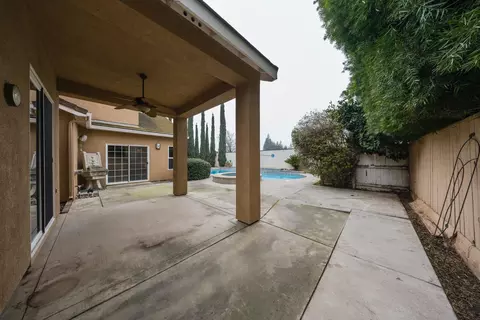 Exterior - 4601 Via Altura, Modesto, CA 95357 photo 2 of 8