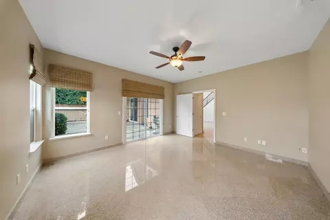Living - 4601 Via Altura, Modesto, CA 95357 photo 6 of 7