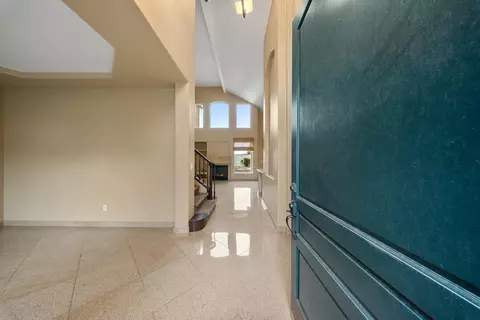 Entry Way - 4601 Via Altura, Modesto, CA 95357 photo 1 of 3