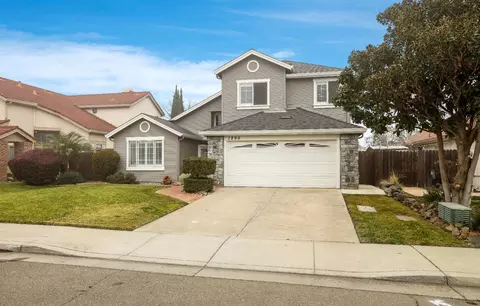 1295 Cornucopia Pl, Tracy, CA 95377 photo 4