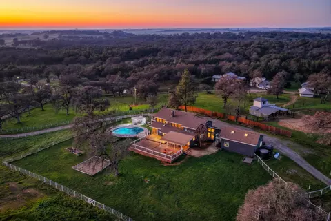 5501 Scott Rd, Sloughhouse, CA 95683