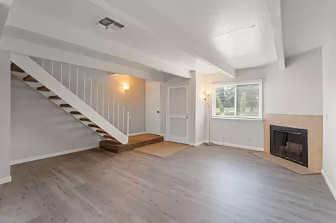 7032 Fair Oaks Blvd #1, Carmichael, CA 95608