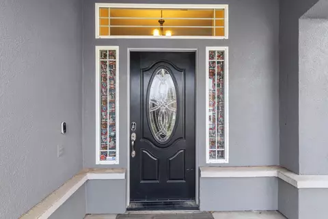 Entry Way - 6322 Leaflet Ln, Hughson, CA 95326 photo 1 of 1