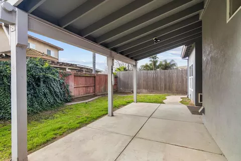 Exterior - 6322 Leaflet Ln, Hughson, CA 95326 photo 6 of 7