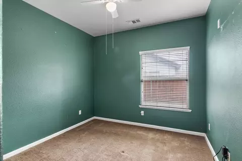 Bedroom - 6322 Leaflet Ln, Hughson, CA 95326 photo 6 of 7