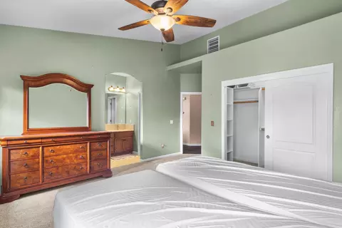 Bedroom - 6322 Leaflet Ln, Hughson, CA 95326 photo 3 of 7