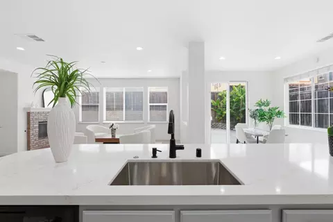1012 Rock Harbor Pt, Hercules, CA 94547 photo 12