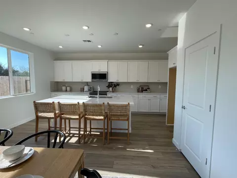 8496 Cottonseed Way, Elk Grove, CA 95624