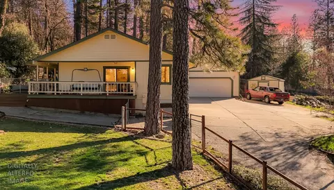 11385 Francis Dr, Grass Valley, CA 95949