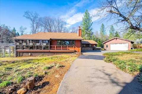 Exterior - 5454 Crestline Dr, Foresthill, CA 95631 photo 4 of 24