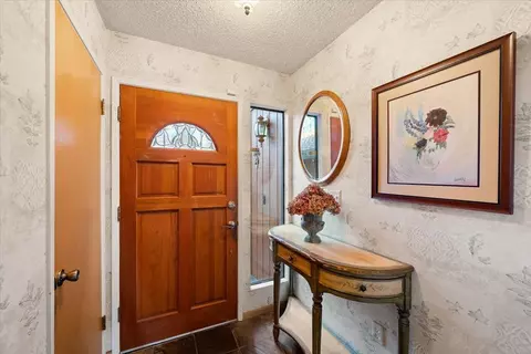 Entry Way - 5454 Crestline Dr, Foresthill, CA 95631 photo 2 of 4