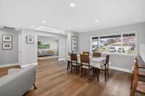 Dining - 6810 Rappahannock Way, Carmichael, CA 95608 photo 2 of 2