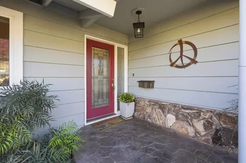 Entry Way - 6810 Rappahannock Way, Carmichael, CA 95608 photo 1 of 3