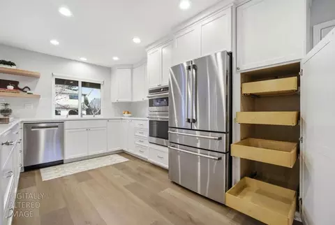 Kitchen - 6810 Rappahannock Way, Carmichael, CA 95608 photo 5 of 9
