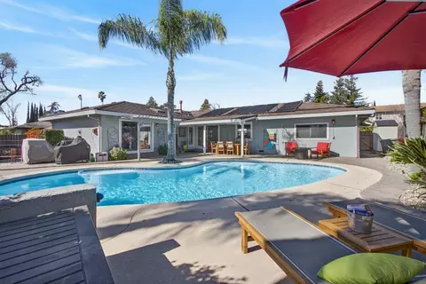 Exterior - 6810 Rappahannock Way, Carmichael, CA 95608 photo 8 of 27