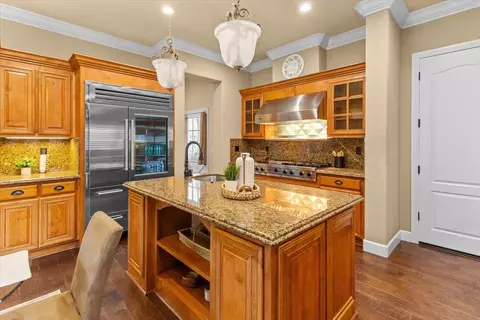 Kitchen - 3168 N Hutton Pl, Tracy, CA 95377 photo 4 of 13