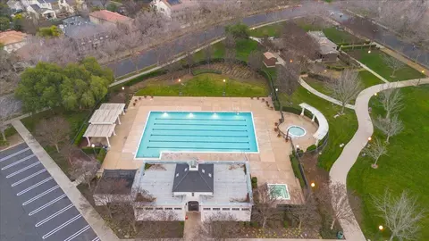 View/Area - 3168 N Hutton Pl, Tracy, CA 95377 photo 6 of 7