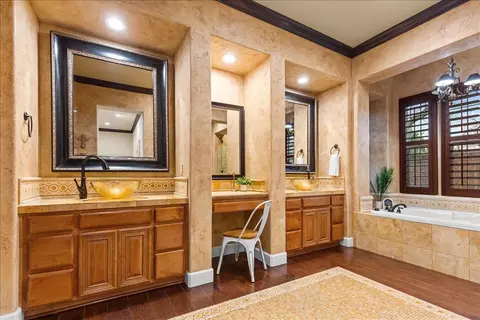 Bath - 3168 N Hutton Pl, Tracy, CA 95377 photo 3 of 9