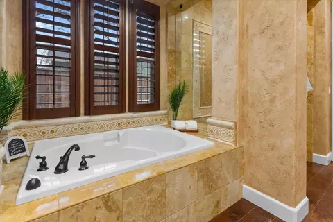Bath - 3168 N Hutton Pl, Tracy, CA 95377 photo 6 of 9