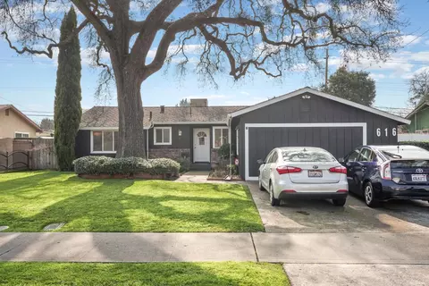 616 Morada Ln, Stockton, CA 95210