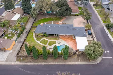 206 Meadow Ln, Modesto, CA 95351 photo 1
