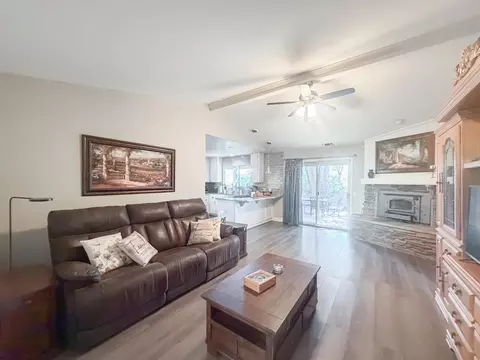 Living - 5500 Stately Oak Ln, Carmichael, CA 95608 photo 1 of 2