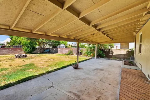 Exterior - 709 S Lee Ave, Lodi, CA 95240 photo 1 of 4