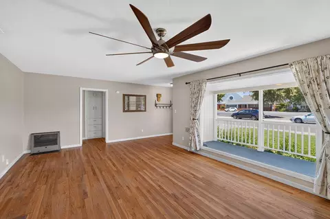 Living - 709 S Lee Ave, Lodi, CA 95240 photo 5 of 6