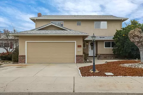 2019 Debbie Ln, Lodi, CA 95242