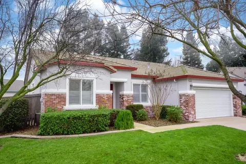 2805 Granite Park Ln, Elk Grove, CA 95758