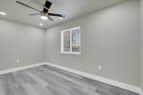 Bedroom - 4470 College Way, Olivehurst, CA 95961 photo 2 of 3