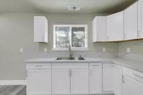 Kitchen - 4470 College Way, Olivehurst, CA 95961 photo 2 of 3