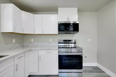 Kitchen - 4470 College Way, Olivehurst, CA 95961 photo 3 of 3
