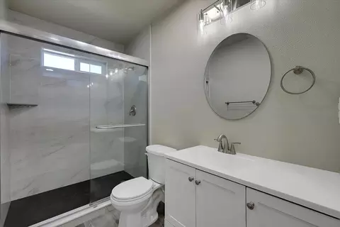 Bath - 4470 College Way, Olivehurst, CA 95961 photo 1 of 3