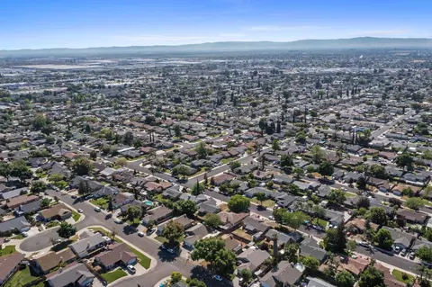 View/Area - 808 Cadillac Dr, Modesto, CA 95351 photo 8 of 11