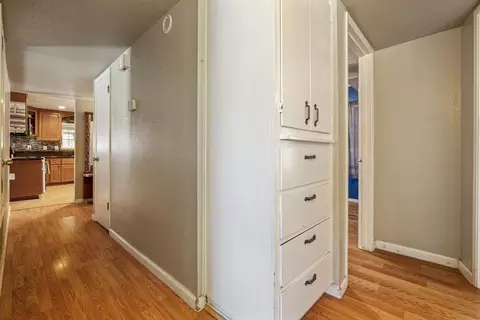 Entry Way - 808 Cadillac Dr, Modesto, CA 95351 photo 7 of 8