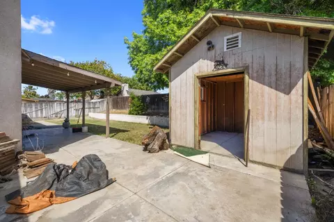 Exterior - 808 Cadillac Dr, Modesto, CA 95351 photo 6 of 7