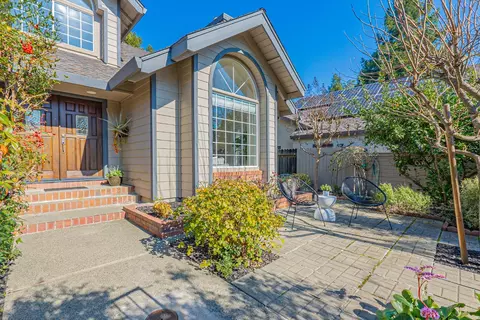 Exterior - 3723 Modoc Pl, Davis, CA 95618 photo 2 of 3