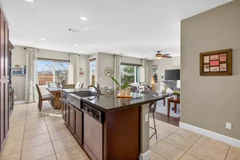 1444 Bicker Cir, Folsom, CA 95630 photo 10