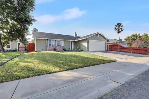 2682 Pear St, Live Oak, CA 95953 photo 1