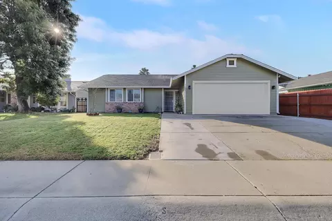2682 Pear St, Live Oak, CA 95953 photo 2