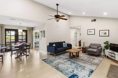 Living - 3216 Oyster Bay Ave, Davis, CA 95616 photo 3 of 3